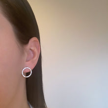 Load image into Gallery viewer, Square hammered silver open circle studs