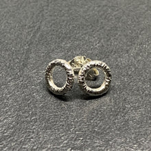 Load image into Gallery viewer, Straight hammered silver open circle studs