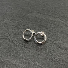 Load image into Gallery viewer, Twined silver circle studs