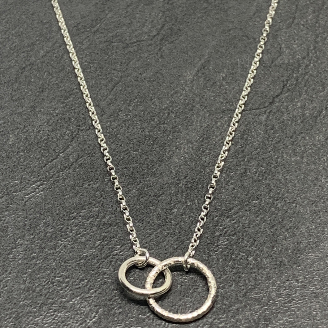 Silver friendship necklace