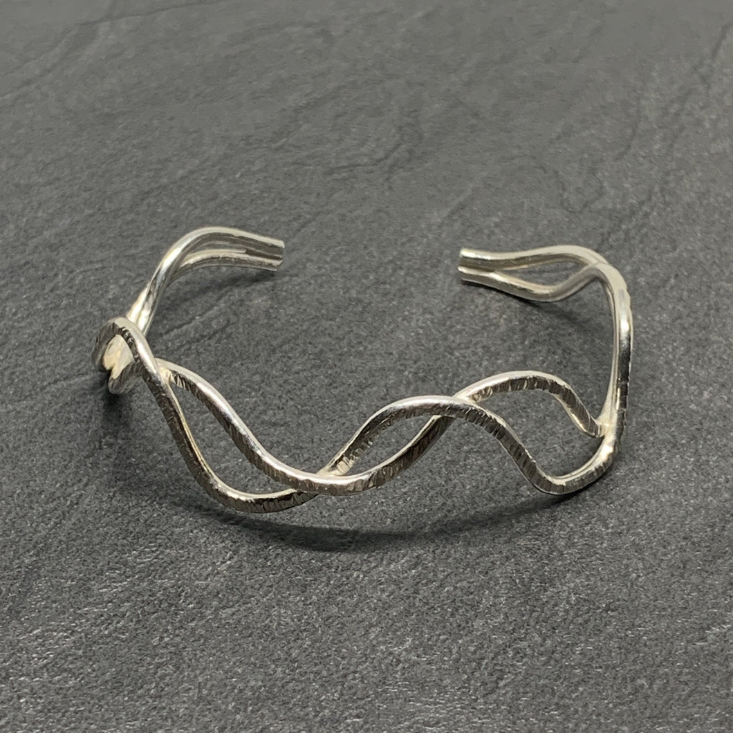 Silver double wave cuff