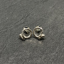 Load image into Gallery viewer, Hammered silver double &quot;bubble&quot; open circle studs
