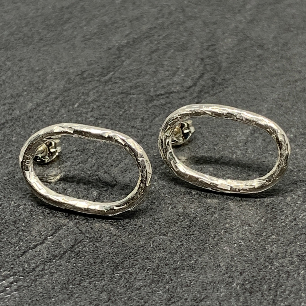 Hammered silver open oval studs