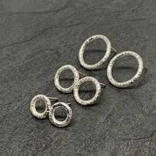 Load image into Gallery viewer, Straight hammered silver open circle studs
