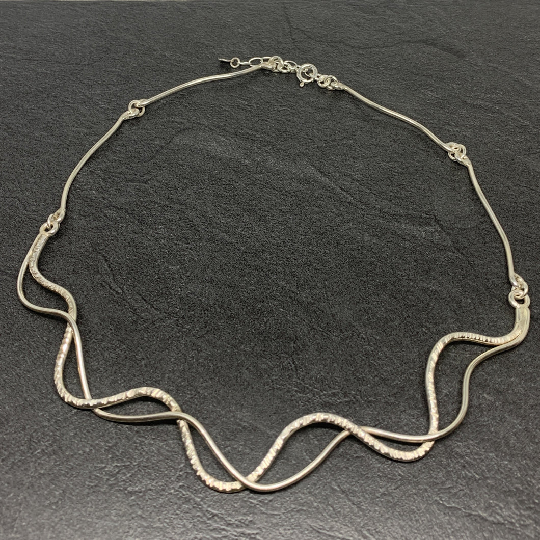 Silver double wave necklet