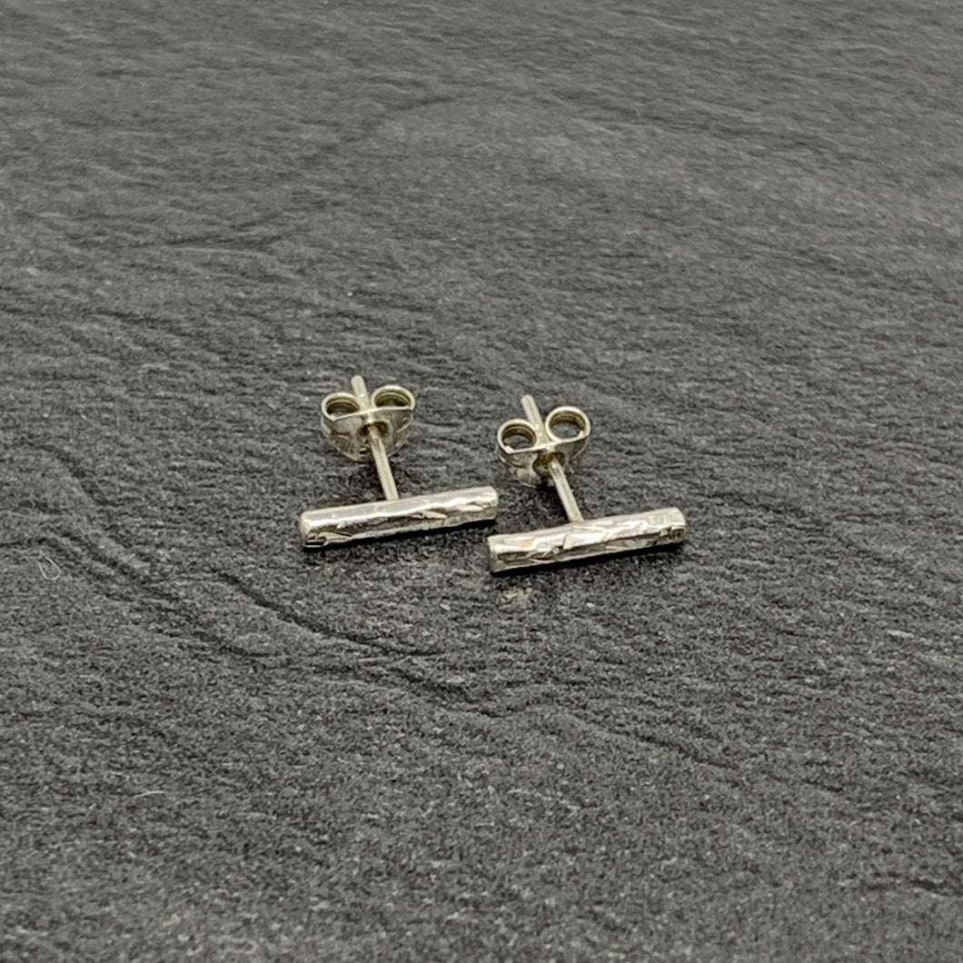 Square hammered silver bar studs