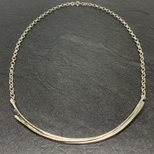 Load image into Gallery viewer, Twined silver necklet
